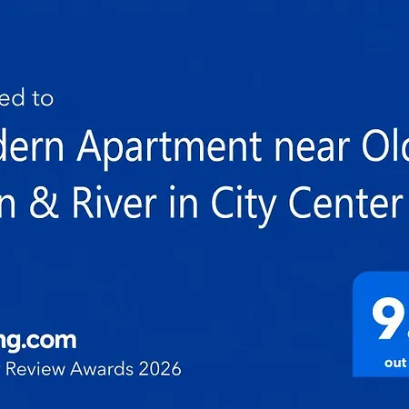 Modern Near Old Town & River In Center *