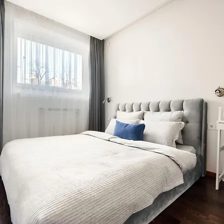 Apartment Modern Near Old Town & River In Center